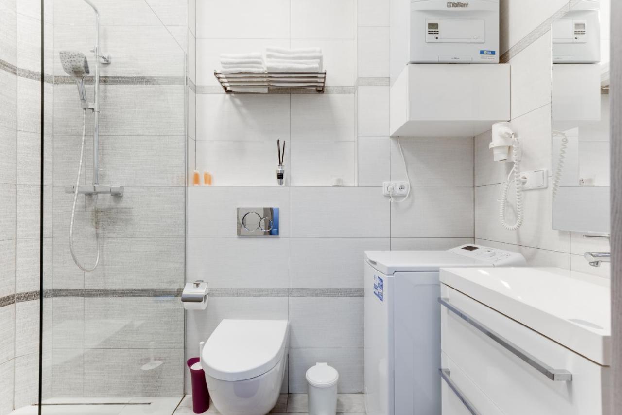 Apartment Thunovska 10 Прага Екстериор снимка