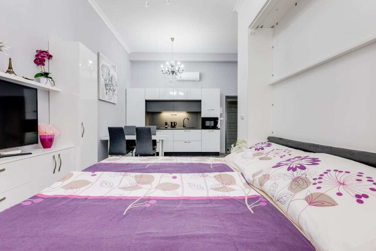 Apartment Thunovska 10 Прага Екстериор снимка
